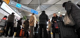 Ferihegyi sztrájk: kivárnak az utasok Ferihegyi sztrájk: kivárnak az utasok