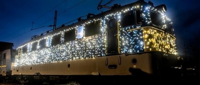 A pécsi pályaudvaron decemberben kétszer is megcsodálhatjuk a fényvonatot