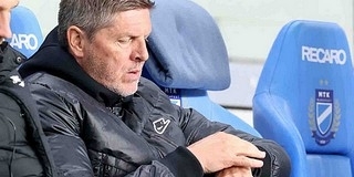 A PMFC edzője válthatja Márton Gábort a ZTE kispadján