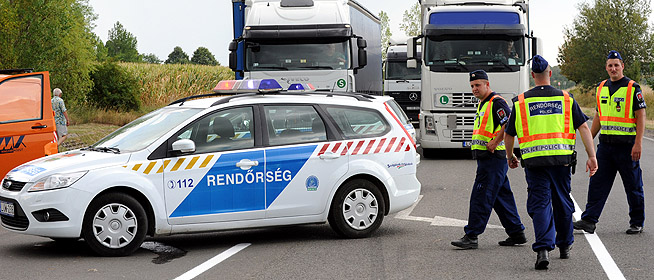 Tragédia az M6-os baranyai szakaszán: ketten életüket veszítették Tragédia az M6-os baranyai szakaszán: ketten életüket veszítették