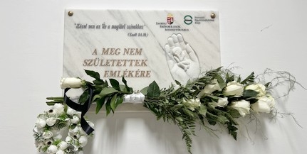 A meg nem született gyermekekre emlékeztek a PTE klinikáján A meg nem született gyermekekre emlékeztek a PTE klinikáján