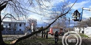 Több mint félezer helyre riasztották a tűzoltókat