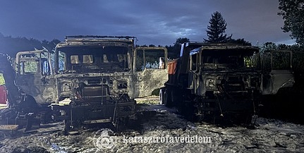 Három jármű is kiégett az éjszakai baranyai tűzben