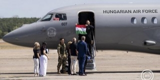 Hazaérkezett Magyarországra Kapu Tibor kutatóűrhajós