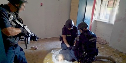 A rendőrség elfogta a miskei kislány feltételezett gyilkosát A rendőrség elfogta a miskei kislány feltételezett gyilkosát
