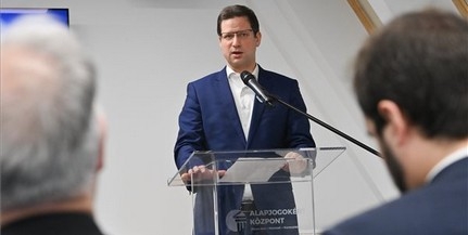 Nemzeti konzultáció indul a Tisza-adóról