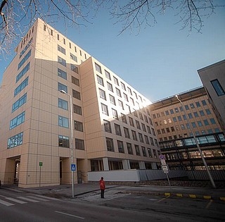 Orvosi bravúr Pécsett: egy teljesen levágott ujjat varrtak vissza a sérült kezére!