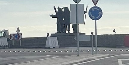 Átadták Mohácson Baranya első turbó körforgalmát Átadták Mohácson Baranya első turbó körforgalmát