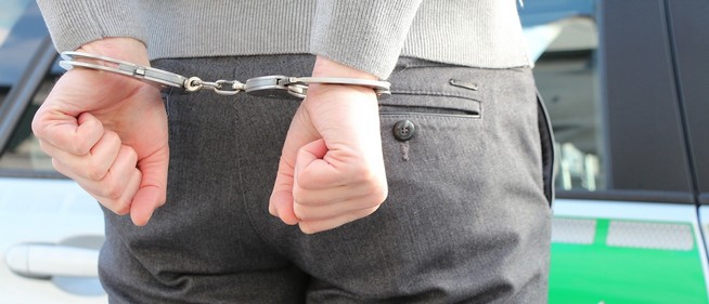 Agyonverte idős édesapját vasárnap egy férfi Pécsett - Elfogták a rendőrök Agyonverte idős édesapját vasárnap egy férfi Pécsett - Elfogták a rendőrök