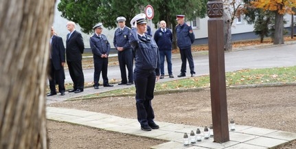 Gyertyagyújtással emlékeztek a baranyai balesetek áldozataira Gyertyagyújtással emlékeztek a baranyai balesetek áldozataira