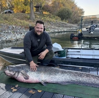 Ez aztán hatalmas: kapitális méretű harcsát fogott egy horgász Mohácsnál
