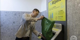 Zsákszámra önthetjük a palackokat az új automatába