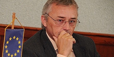 Januárban bezár a szanatórium