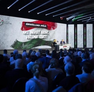 Orbán Viktor: fel kell készülni, hogy Brüsszel a harmadik magyar választást próbálja megnyerni