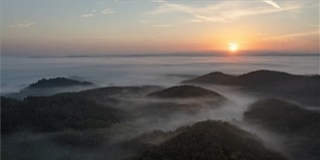 Aki nagyon unja már a borult, ködös időt, talán vásároljon mosódmedvét!