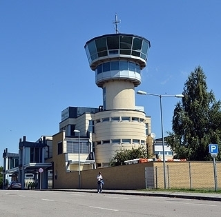 Aki akar és tud, hetente kétszer is elszállhat a pécsi repülőtérről - Kiderült, mennyiért