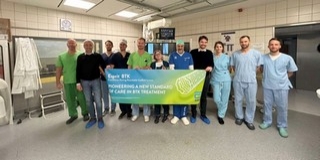 Magyarországon először alkalmaztak új típusú felszívódó érhálót Pécsen