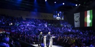 Orbán Viktor: a legnagyobb veszély, hogy a magyar fiatalokat Ukrajnába viszik katonának