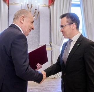 Átvette megbízólevelét dr. Fábián Adrián, a pécsi egyetem leendő rektora