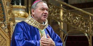 Felföldi László hamvazószerdán: le kell győzzük magunkban az önzést és a rivalizálást