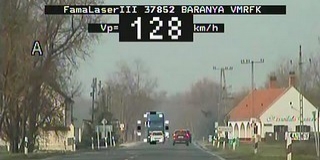 Majd' félmillióba fáj ez a Baranyában készült fotó egy sofőrnek