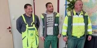 Idős pécsi házaspár életét mentette meg egy kukásautó bátor legénysége