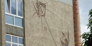 Megújul a pécsi egyetem különleges napórája