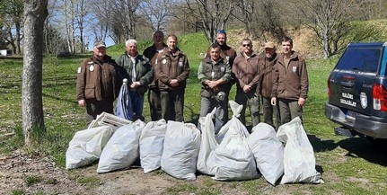 Halőrök összefogásával tisztult meg a Pécsi-tó Halőrök összefogásával tisztult meg a Pécsi-tó