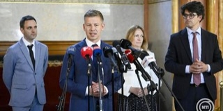 Berágott Magyar Péter Karácsony Gergelyre