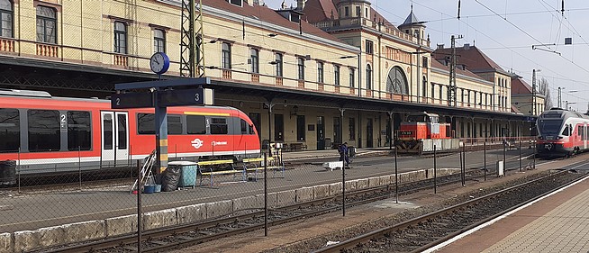 Majd' egy hónapon át pótlóbuszok szállítják az utasokat a pécsi fővonal egy szakaszán