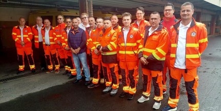 Rosszul lett, szalagkorlátnak csapódott egy pécsi mentős autójával, bajtársai küzdöttek az életéért Rosszul lett, szalagkorlátnak csapódott egy pécsi mentős autójával, bajtársai küzdöttek az életéért