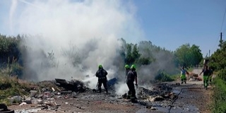 Tűz ütött ki egy hulladékszállító autó rakterében Pécsett, a személyzet azonnal lépett