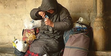 Hajléktalanok, krízisjárat, melegedők