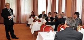 Dübörgünk: bezárják a Pátria Szállót Dübörgünk: bezárják a Pátria Szállót