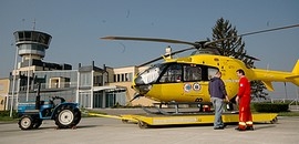 Szekszárdra viszik a pécsi légibázist