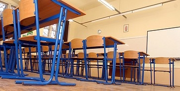 Üresek maradtak az iskolapadok