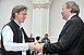 Hiller István kitüntetéseket adott át