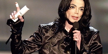 Michael Jackson visszatérését tervezi Michael Jackson visszatérését tervezi