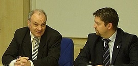 Csökkenhetnek a távhődíjak, a Fidesz szerint az MSZP a kampány miatt döntött így