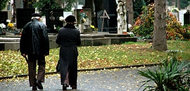 A temetőben továbbra sincs nyugalom