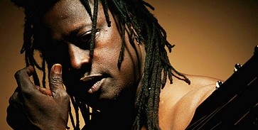 Pécsett az afrikai világzene csillaga Pécsett az afrikai világzene csillaga