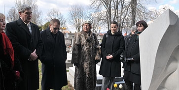 Felavatták Bükkösdi László síremlékét Felavatták Bükkösdi László síremlékét