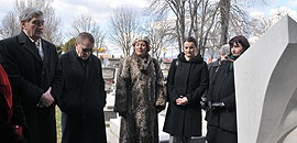 Felavatták Bükkösdi László síremlékét