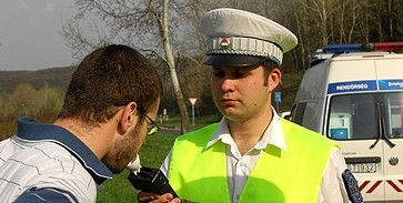 Nyolcan haltak meg az országutakon Nyolcan haltak meg az országutakon