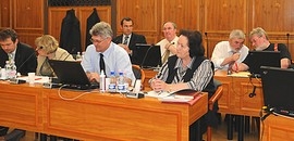 Kampányközgyűlés a Városházán