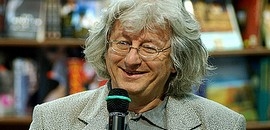 Péntekig „belebotolunk Péntekig „belebotolunk