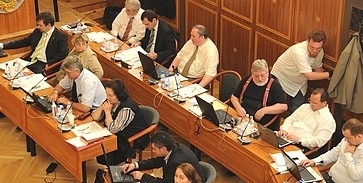 Nem állnak szóba Péccsel a bankok Nem állnak szóba Péccsel a bankok