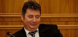 Heringék cége mégsem pályázott