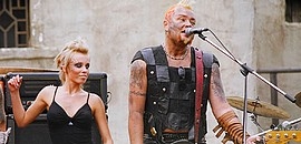 Találkozik Szűcs Judith és az AC/DC Találkozik Szűcs Judith és az AC/DC
