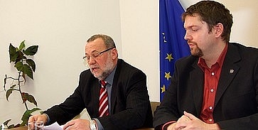 Törvénysértéssel vádolják Hargitait